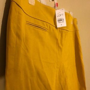 Loft Kate classic with stretch size 6 mustard